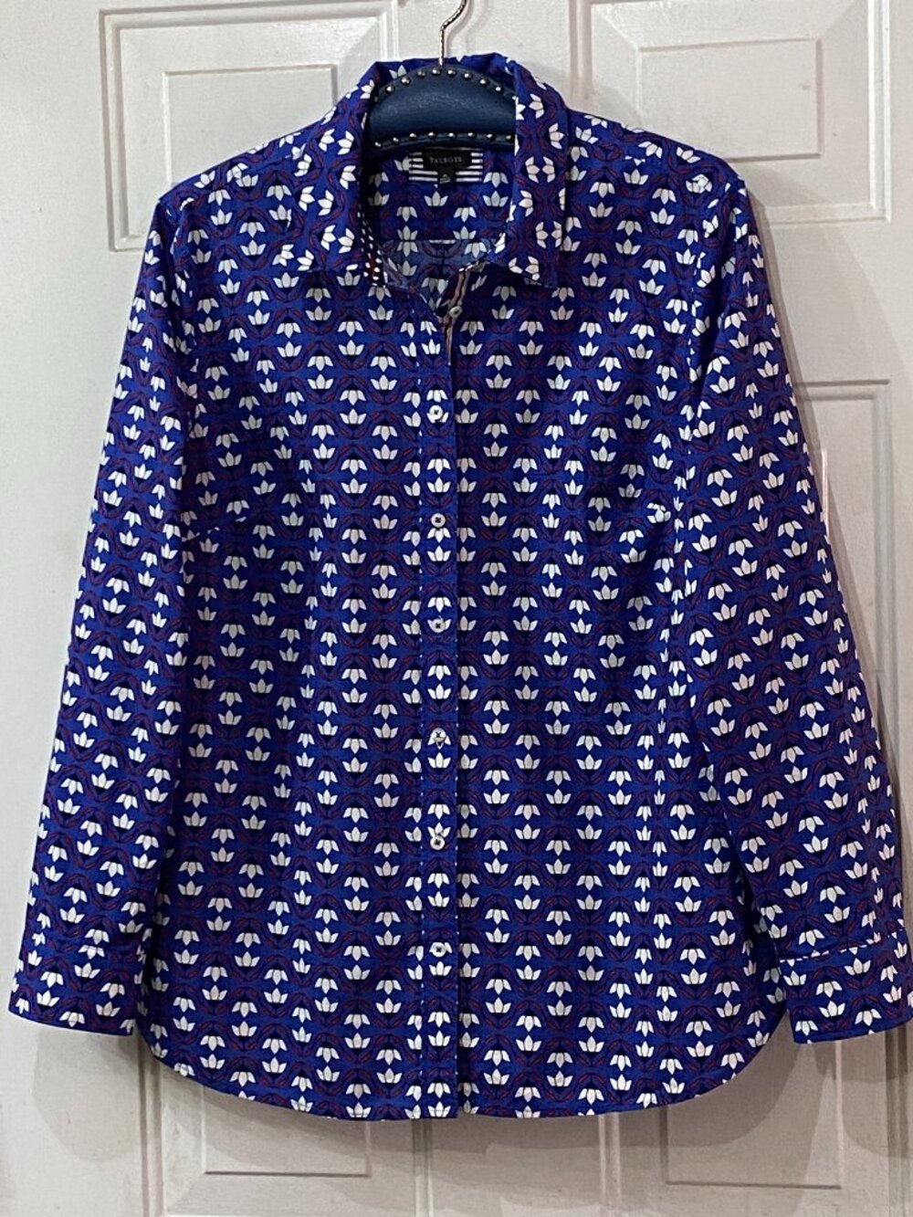 NEW Talbots Sz XL Blouse Shirt Long Sleeve Blue/White/Red Floral Ornament